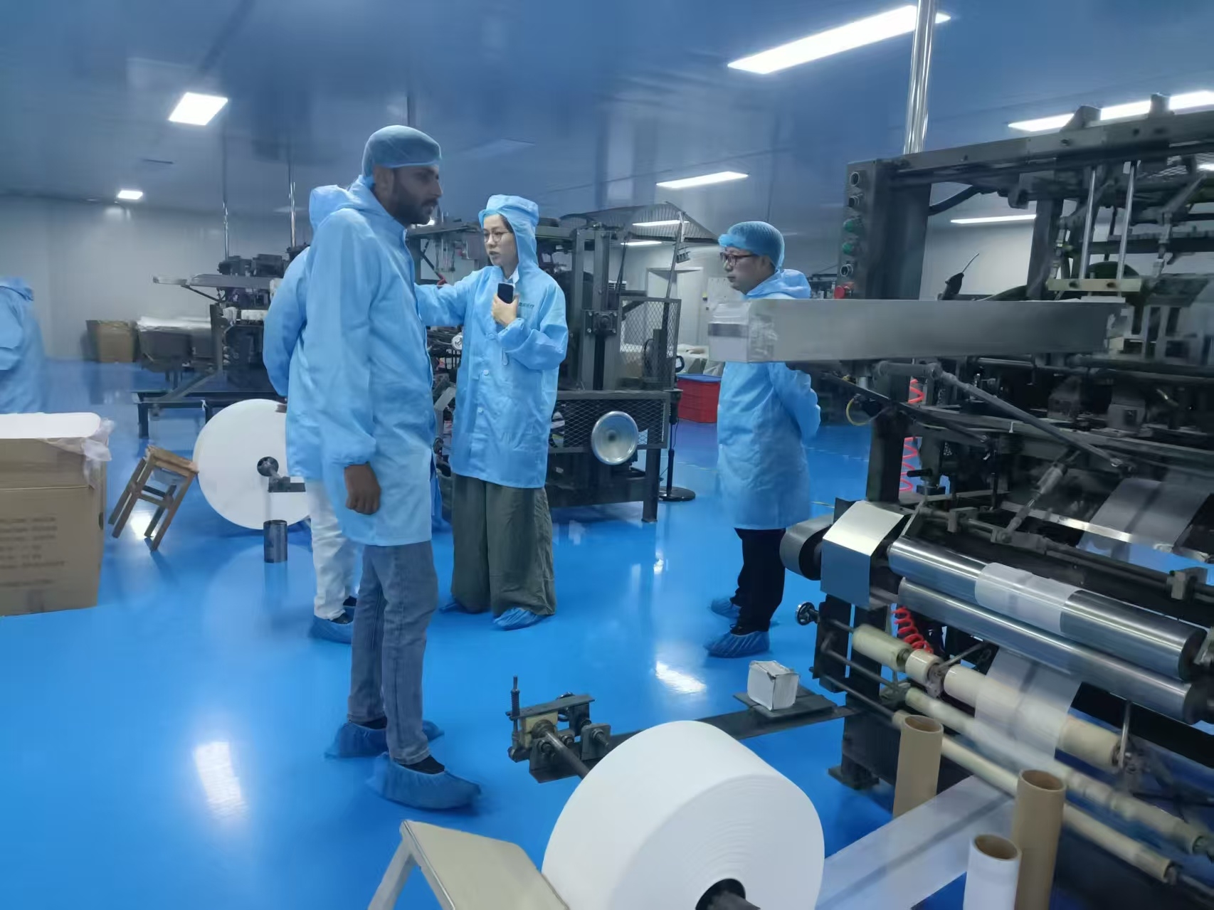 Ugandako ordezkaritzak Haorunmed Instalazioak bisitatzen ditu, konfiantza eta lankidetza sendotzea